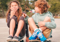 Cuando las rutinas desaparecen: cómo ayudar a niños y adolescentes a adaptarse al verano